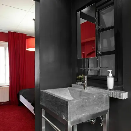 Be&be Louise Hotel 4*