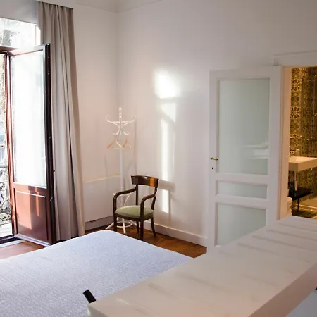 Bed & Breakfast Molière Bruxelles