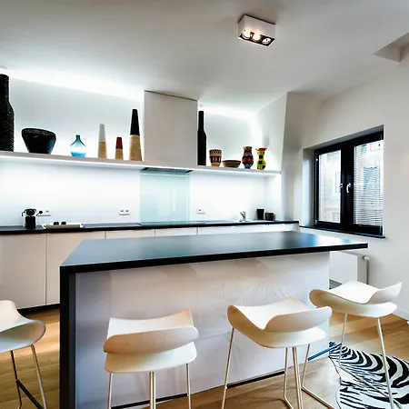 Charles Home - Grand Place Aparthotel