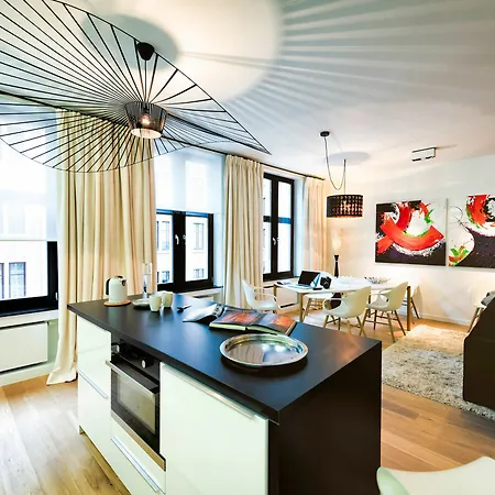 Charles Home - Grand Place Aparthotel 4* Brussels