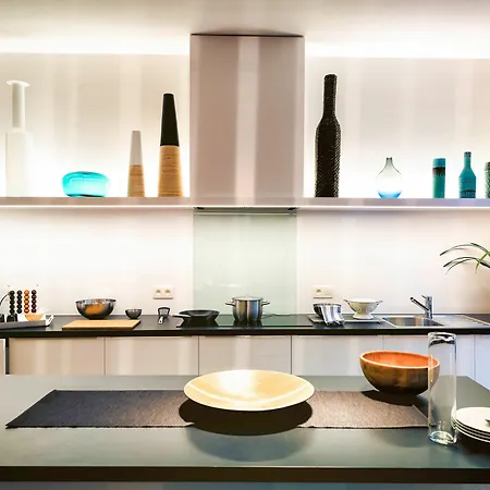 Charles Home - Grand Place Aparthotel Aparthotel 4*