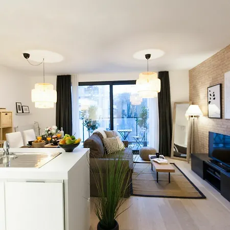 Sweet -eu Commission Appartement *