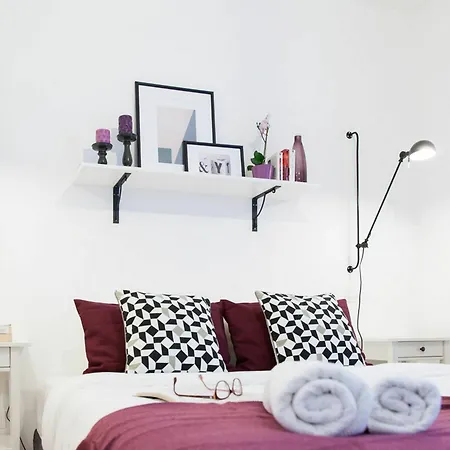 Sweet -eu Commission Appartement *
