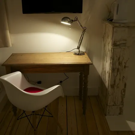 Living In Brusel, Urban فندق مبيت وإفطار 5*