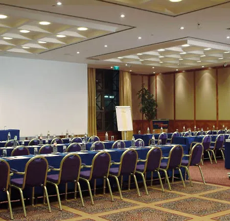 Crowne Plaza Europa Hotel