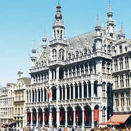 Floris Hotel Grand Place بروكسل