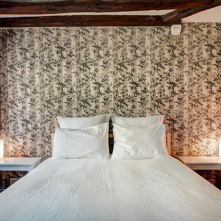 Bed and breakfast Be And Be Sablon 2*