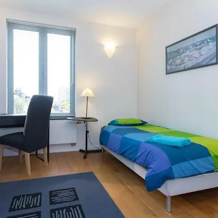 Fantastic Large House Ferienhaus