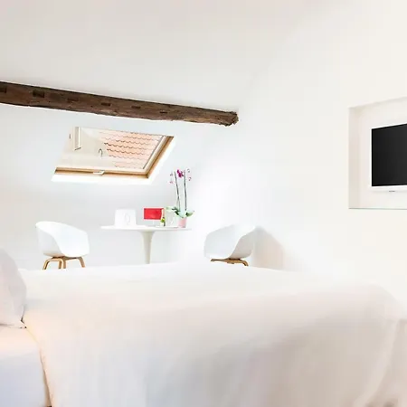 X2brussels 4* Βρυξέλλες