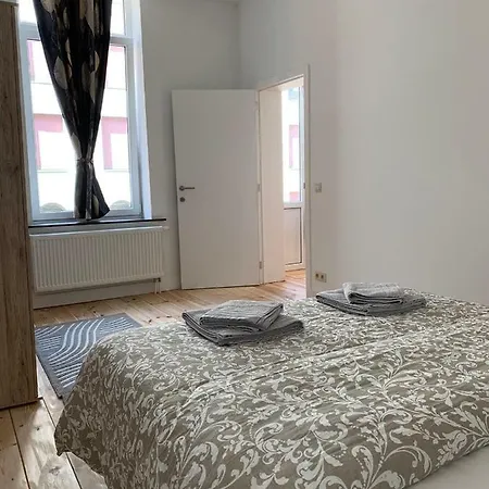 Modern First Floor Apartament Bruksela