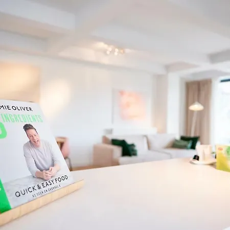 Bright & Modern - Minutes Away From Grand Place Apartment *