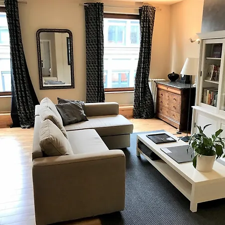 Bright And Modern With One Bedroom In The Center Of Bru * Βρυξέλλες