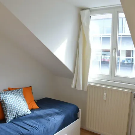 Little Flat Next Grand Place * بروكسل