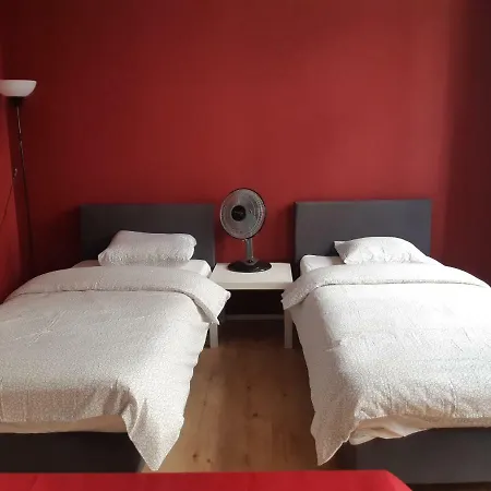 Apart-hotel Rentbynight