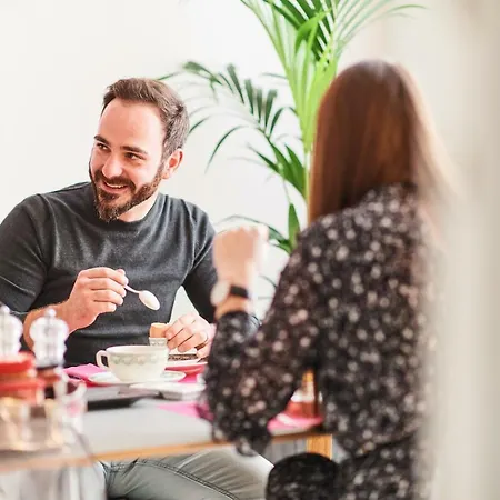 X2brussels Bed and Breakfast 4*