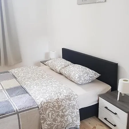 Modern First Floor Apartament