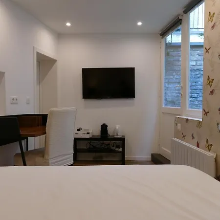 Bed and breakfast Be And Be Sablon Bruselas
