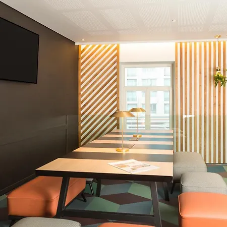 Adagio Grand Place Aparthotel 3*