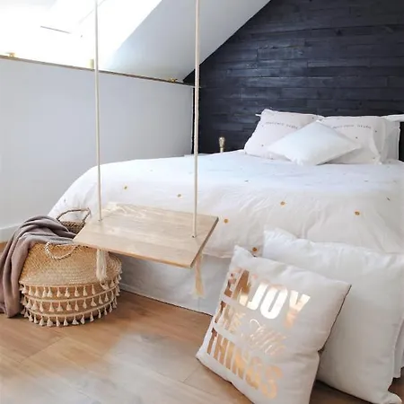 Cosy Renovated Closed To Schuman *