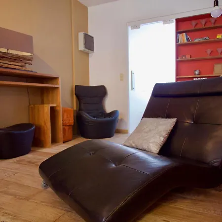 Jolie Maison Dans Ecrin De Verdure A *