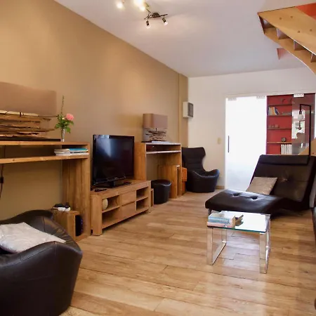 Jolie Maison Dans Ecrin De Verdure A Tatil Evi *