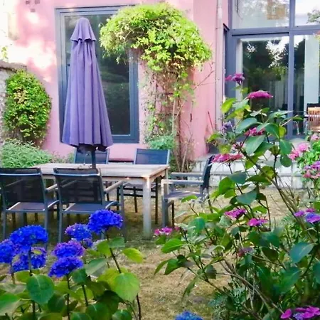 Rez/duplex 3 Ch Et Jardin アパート