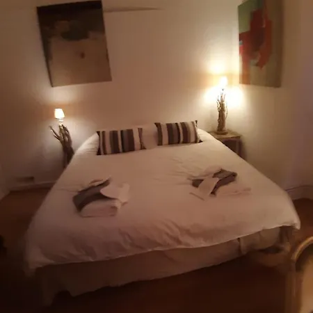 Le Dernier Metro Bed & Breakfast Bryssel