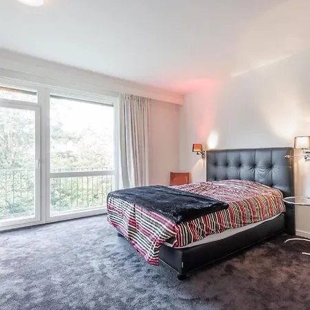 Appartement Place Albert Leemans *