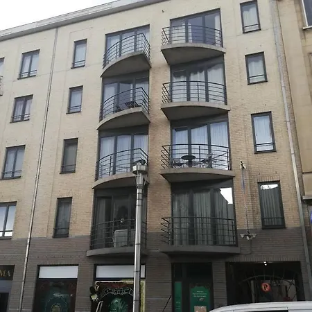 A Lovely And Cosy Nest In Central Brussels, Belgium Daire *