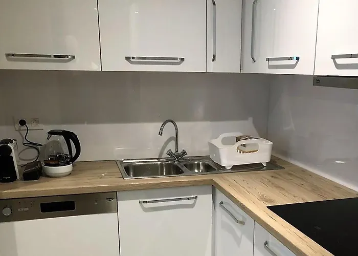 Flat Midi 33 3* Bruxelles