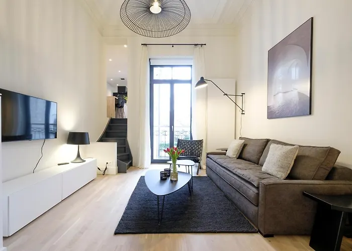 Fabulous In Chatelain Area Βρυξέλλες