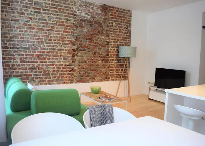 Sweet Center Apartment