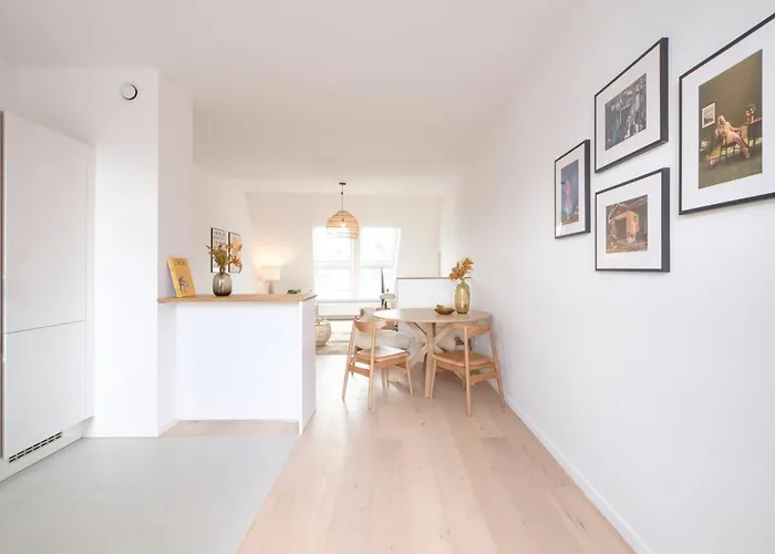 公寓 The Good Flats *