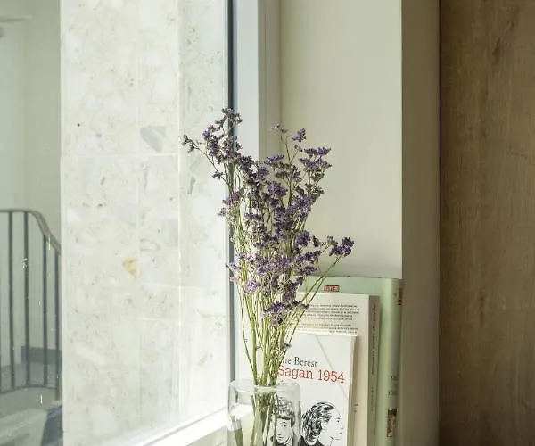 Hotel Latroupe Grand Place