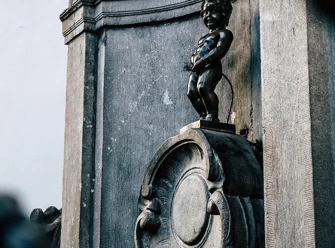 Express Brussels-grand-place By Ihg Hotel 3*