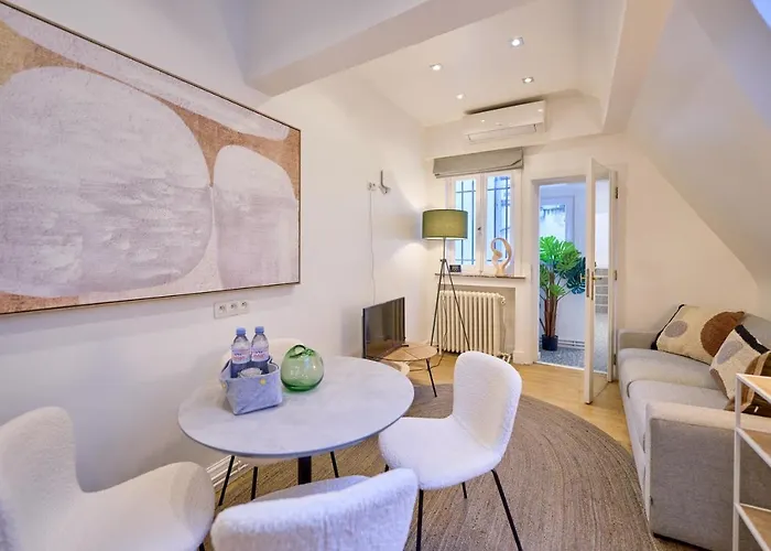 Maison Grand Place 2br 3 *