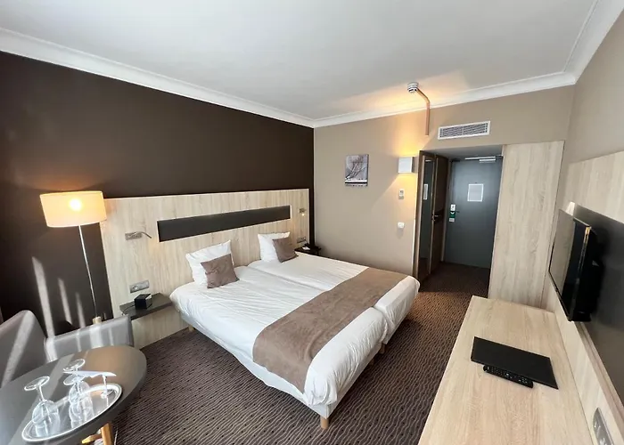 Western Royal Centre Hotel