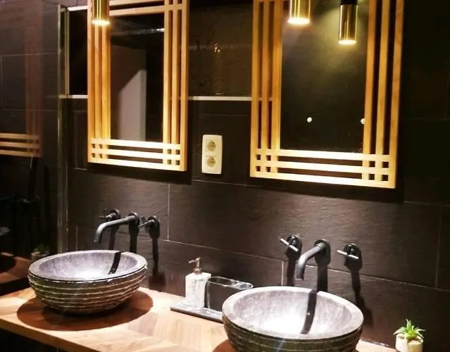 アパート Beautiful Duplex In The Center Of *