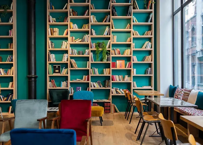 Aris Grand Place Hotel 3*