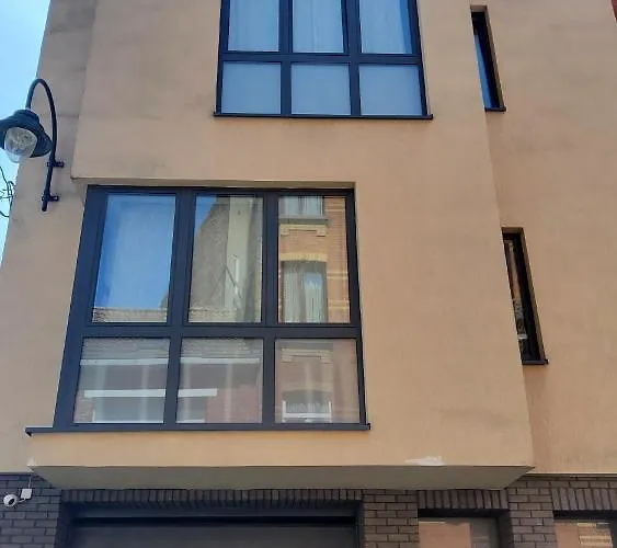 Deluxe Au 2eme Etage, Double Au 4eme Etage Not A *