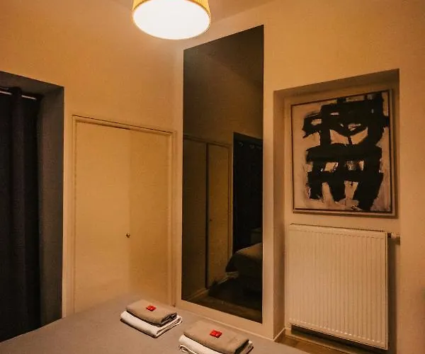 Beautiful In Porte De Namur *