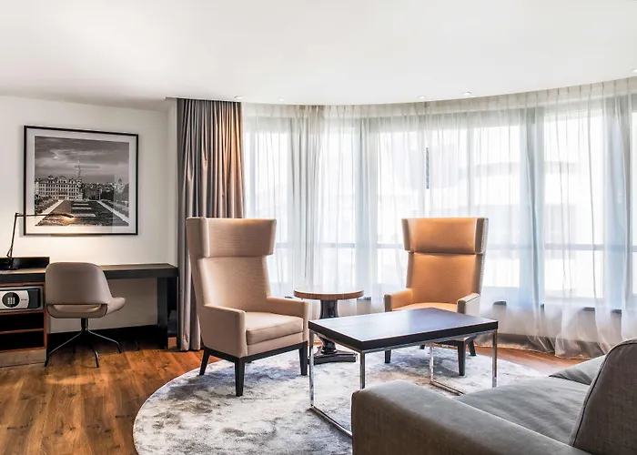 Radisson Collection Grand Place Hotel 5*