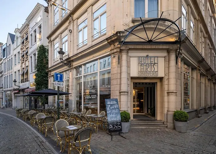 Aris Grand Place Hotel