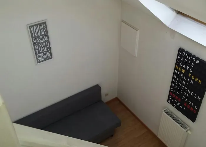 Duplex Sleeps 4 Brüssel