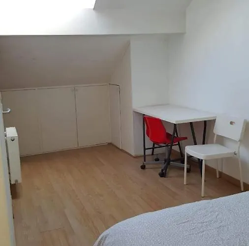 Duplex Sleeps 4 * Brüssel