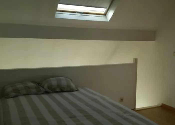 Apartment Duplex Sleeps 4