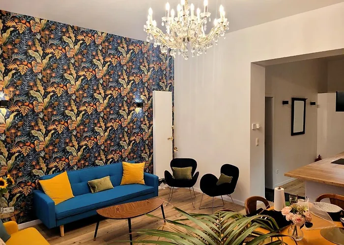 Gasthuis Brand New Iris With Private Bathroom And Balcony 4*