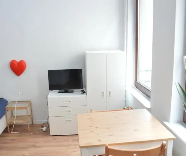 Appartamento Awesome Studio In Marolles Bruxelles