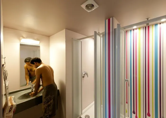 Sleep Well Youth Hostel Brussels