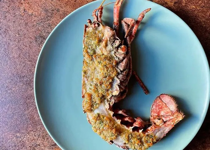 Hotel La Grande Cloche 3*